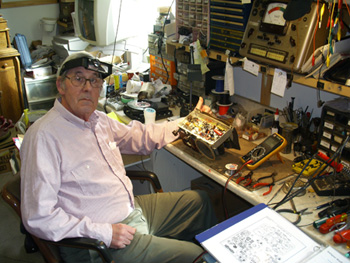 Antique Radio Restoration at the workbench - John Crome